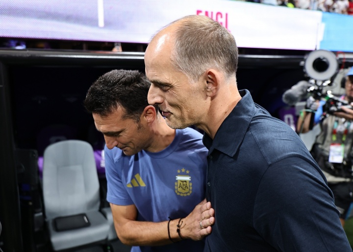 早报:马丁内利加盟新月,7000万欧转会费创枪手纪录 早报:马丁内利加盟新月,7000万欧转会费创枪手纪录